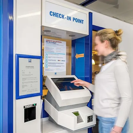 Отель Ibis Budget Berlin Airport Schoenefeld Шёнефельд